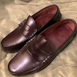Classic penny loafer! Allen Edmonds women’s 8